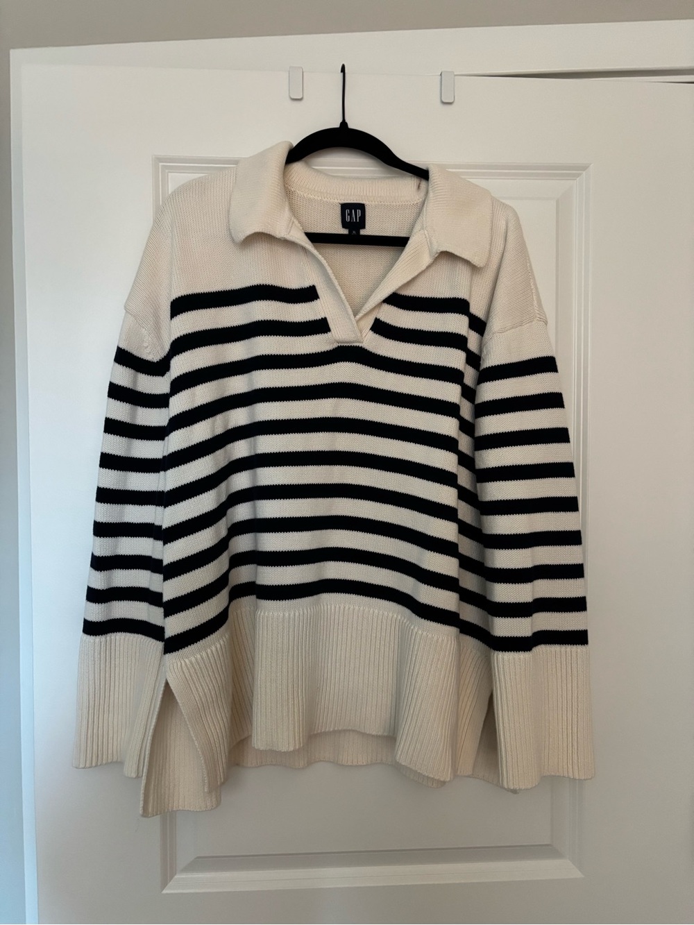 GAP Women's Cream and Navy Striped Collared Sweater